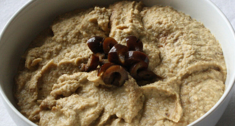 BLACK OLIVE HUMMUS